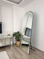 RAHMENLOS OVALER STANDSPIEGEL – 180×70 CM